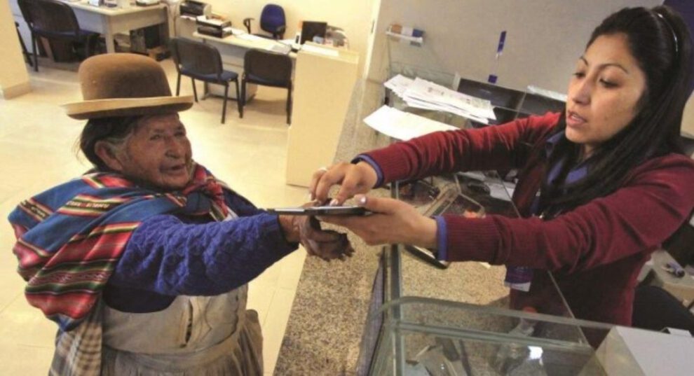 Renta Dignidad y su impacto en los adultos mayores