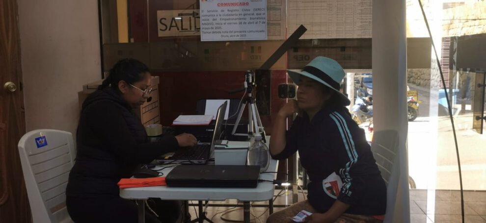 Empadronamiento en Oruro para las elecciones