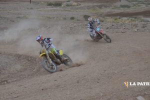 Prueba departamental de motociclismo en Oruro