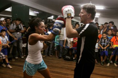 Jennifer Salinas, campeona boliviana de boxeo