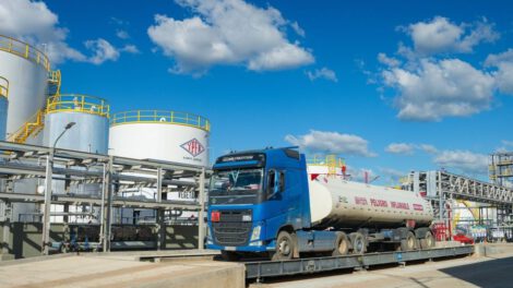 Abastecimiento de combustible garantizado por YPFB