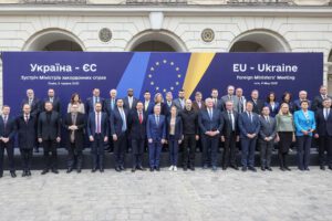 Tribunal especial para juzgar crímenes de guerra en Ucrania