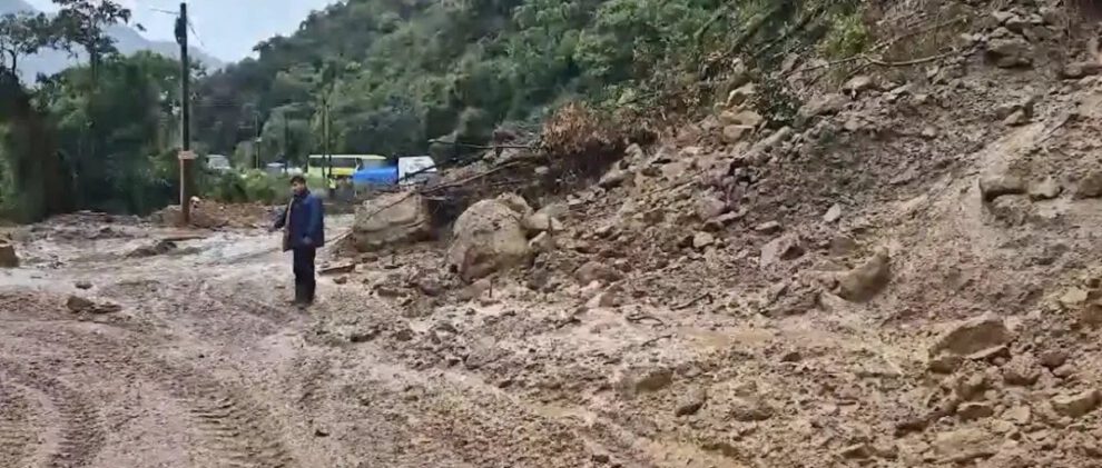 Deslizamiento en la ruta nueva