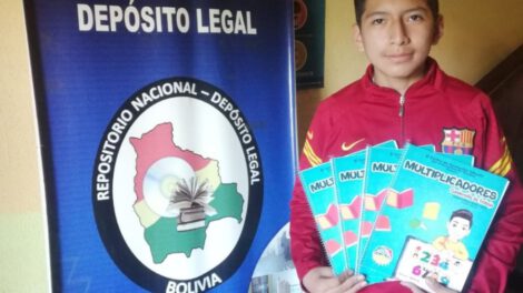 Joaquín Zurita presenta su libro Multiplicadores en la feria del libro de Oruro