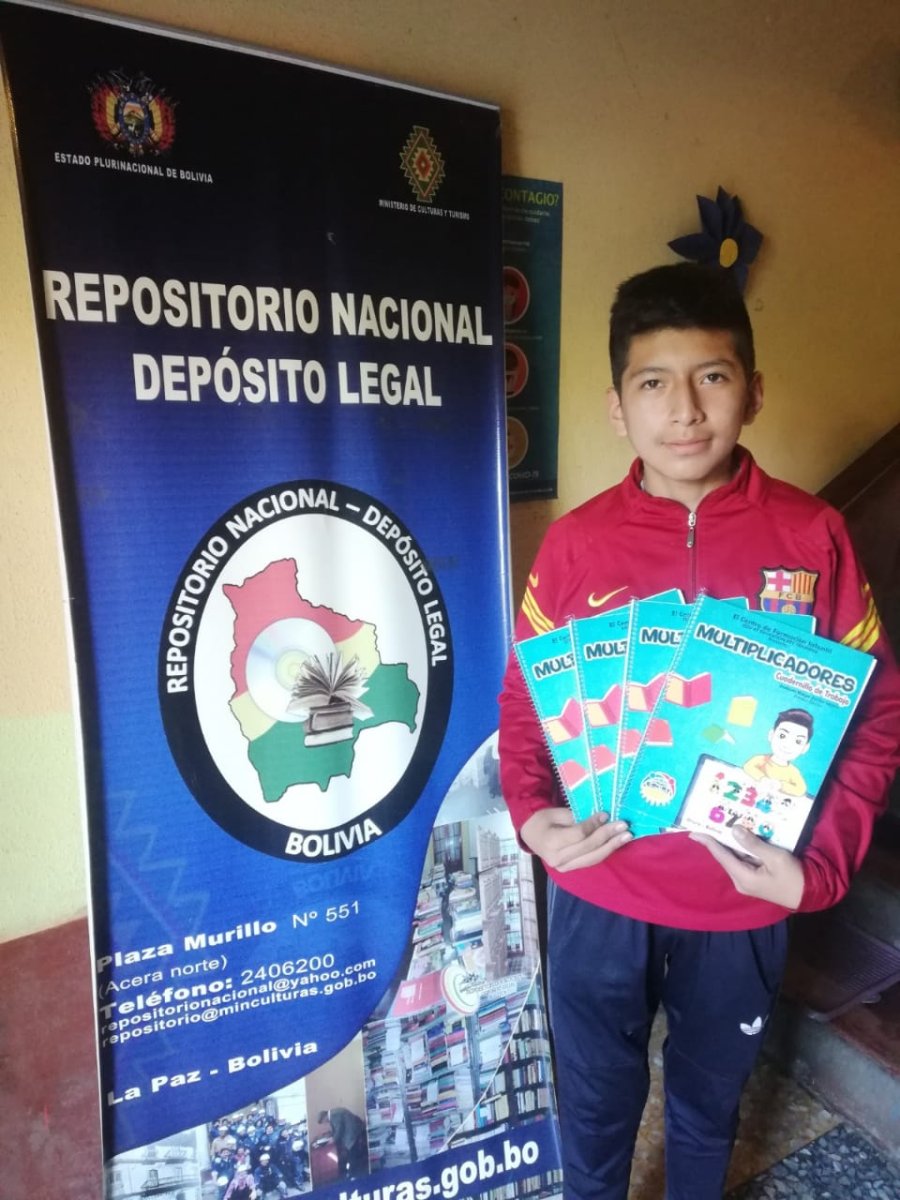 Joaquín Zurita presenta su libro Multiplicadores en la feria del libro de Oruro