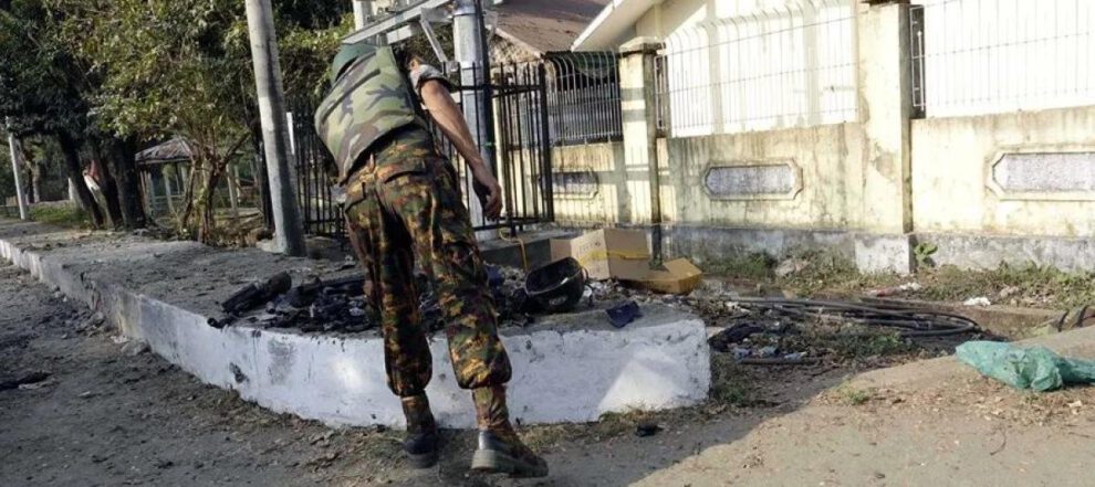 Ataque aéreo en Birmania que dejó al menos 20 niños y dos profesores muertos