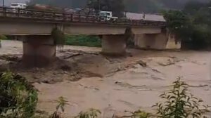 Desborde del río Yara afecta a más de 8.470 viviendas en Caranavi