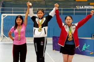 Diana Álvarez lista para competir en el sudamericano de tenis de mesa