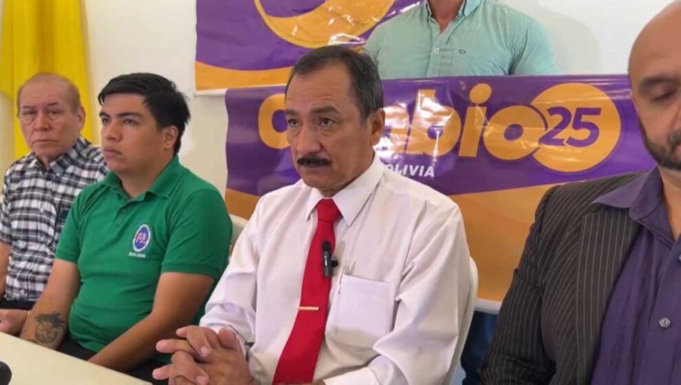 Vicente Cuéllar apoya a Samuel Doria Medina