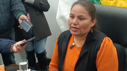 Declinación de Arce a su candidatura