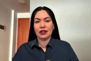 Janira Román denuncia chantaje político por parte de Samuel Doria Medina