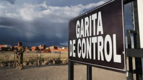 militar chileno detenido por ayudar a mujer a ingresar ilegalmente desde Bolivia