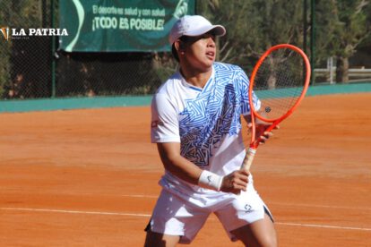 Santiago Lora avanza a semifinales en el Chuquiago Junior Open