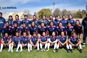 Liga Femenina de Fútbol con CDT Real Oruro y GV San José