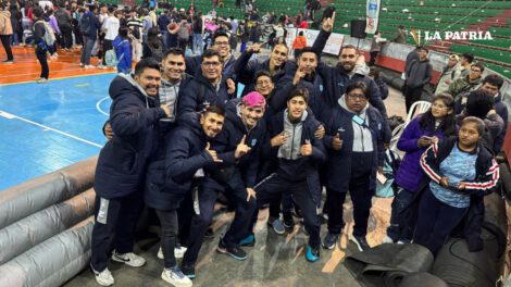 Festejo de los jugadores de CAN por lograr la clasificación