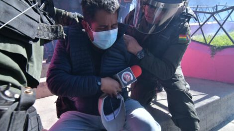Agresiones a periodistas durante la marcha de apoyo a Evo Morales