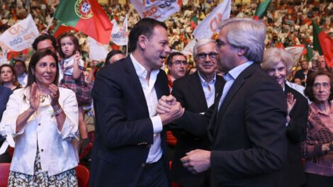 Derecha portuguesa triunfa en elecciones legislativas de 2025