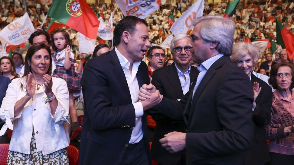 Derecha portuguesa triunfa en elecciones legislativas de 2025