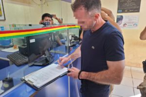 Antonio Parada Vaca llega a Bolivia tras ser extraditado