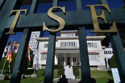 TSE se reúne de emergencia para analizar recursos electorales