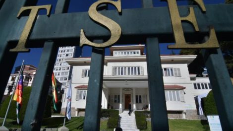 TSE revisará requisitos de candidatos para elecciones 2025