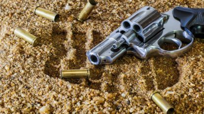 Pareja muerta en Santa Cruz