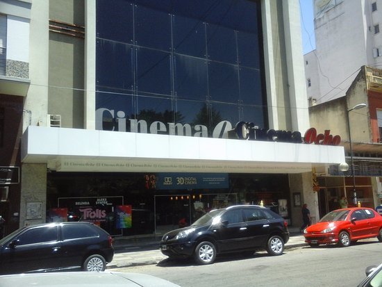 Techo Cinema 8 se desploma durante proyección de Destino Final