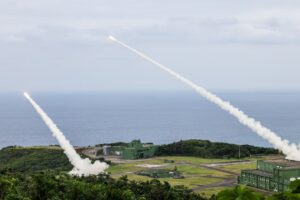 Ejercicios de artillería en Gotland con sistemas HIMARS