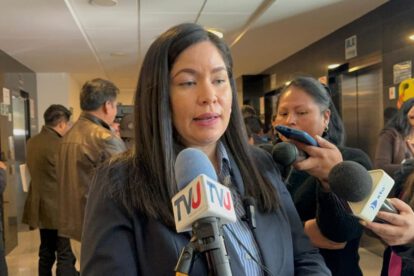 Crisis del dólar denunciada por la diputada Janira Román