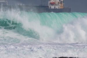 Desembarque de combustible en Arica