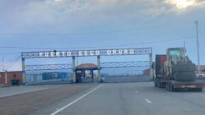 Corredor bioceánico en el Puerto Seco de Oruro