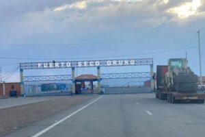Corredor bioceánico en el Puerto Seco de Oruro