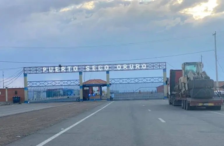 Corredor bioceánico en el Puerto Seco de Oruro