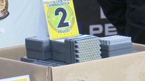 Confiscan fulminantes en autobús entre Cochabamba y La Paz