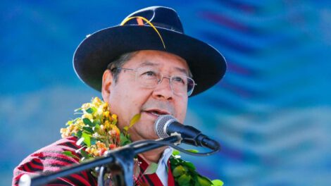 Luis Arce critica a evistas ante anuncio de marchas