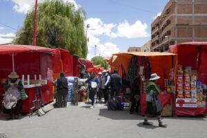 Reubicación de ferias en Oruro