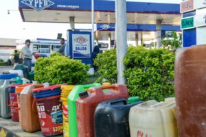 Crisis de combustibles en Bolivia