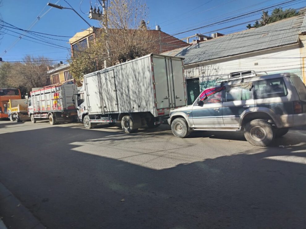 Desabastecimiento de combustible en Oruro