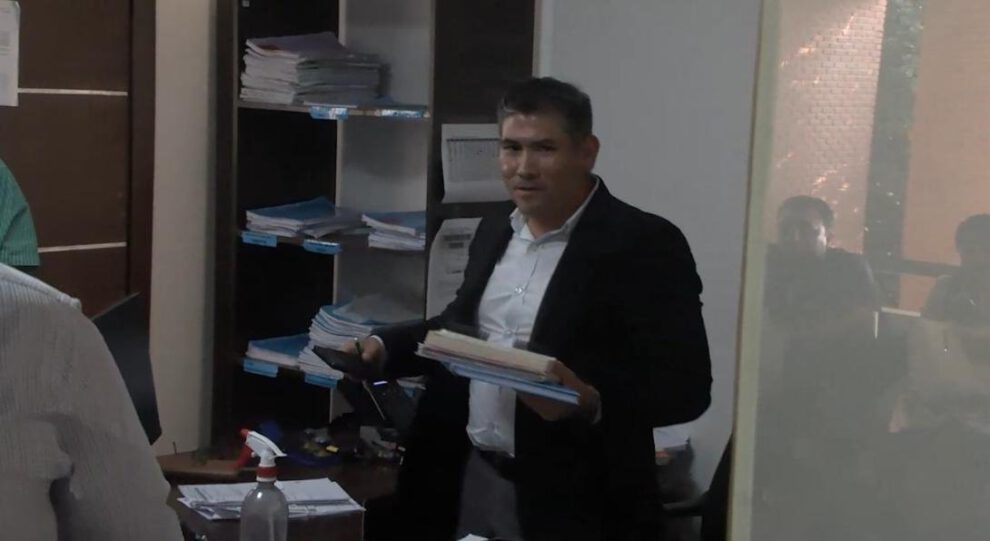 Detención domiciliaria en caso pornografía