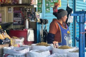 Robo en tienda de abarrotes