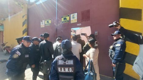 Defensa al Consumidor verifica stock de aceite en Oruro