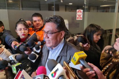 Héctor Arce niega haber amenazado al general Illanes