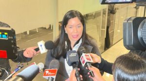 Contratos publicitarios de Entel Dinámica denunciados por Janira Román