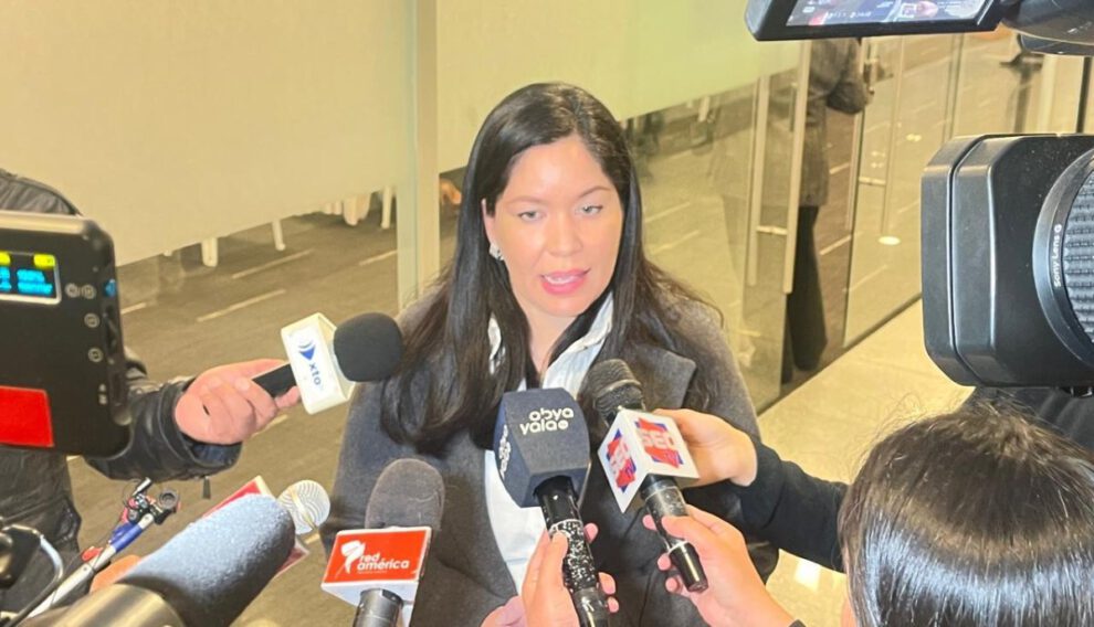 Contratos publicitarios de Entel Dinámica denunciados por Janira Román