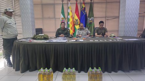 Comerciantes aprehendidas por vender aceite a precios excesivos