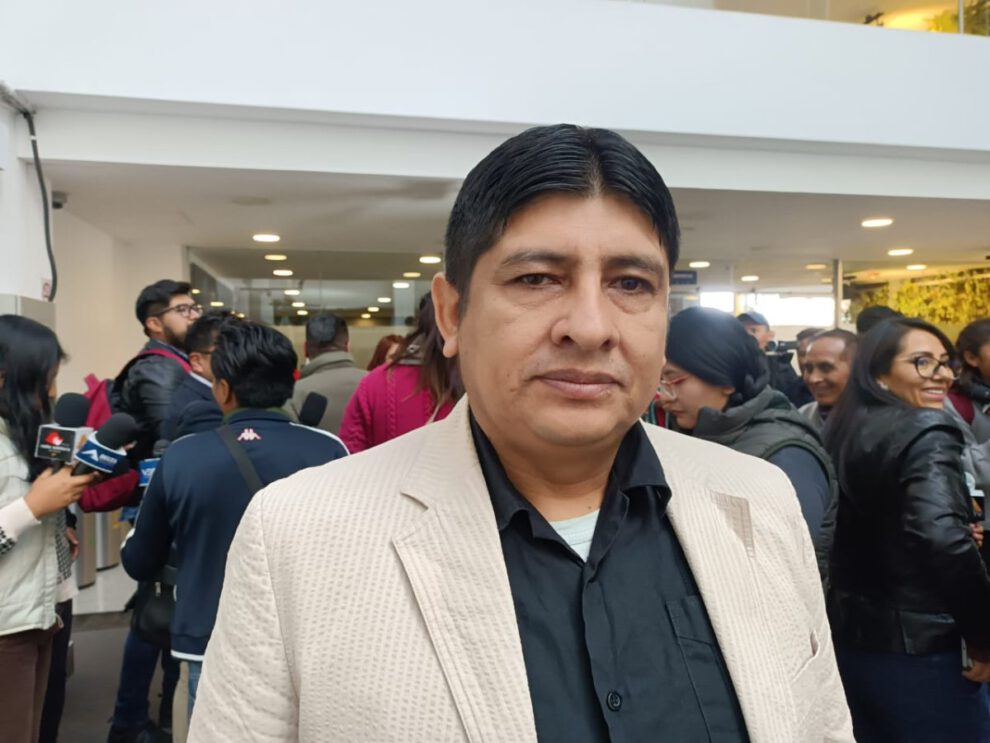 Cuellar critica a Andrónico Rodríguez en el Senado