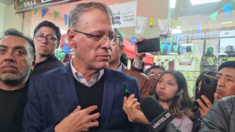 Jaime Dunn critica al gobierno por su gestión en la crisis económica