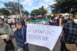 Bono de desayuno escolar en Santa Cruz