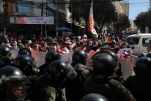 Enfrentamientos entre Evo Morales y Policía en La Paz