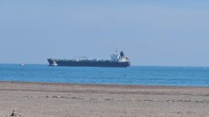 Descarga de combustible en Arica